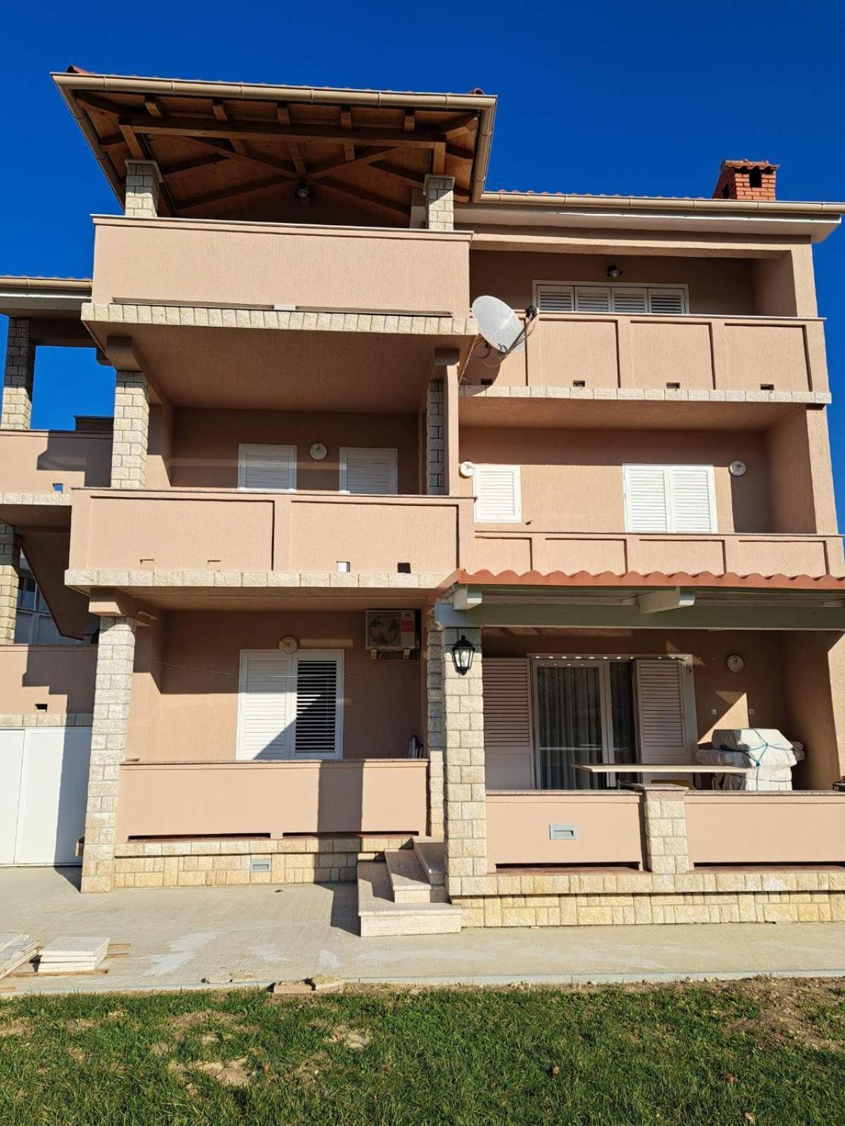 شقة Lili Rab راب المظهر الخارجي الصورة
